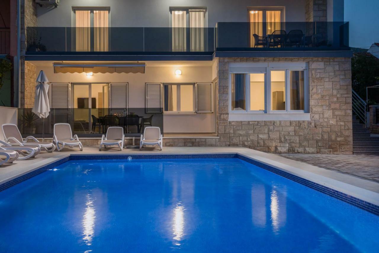 Apartments Apollo Trogir Eksteriør billede