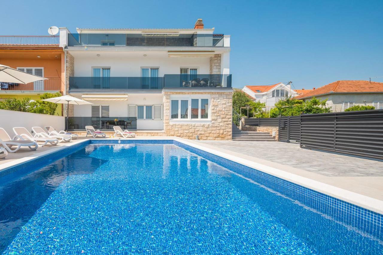 Apartments Apollo Trogir Eksteriør billede