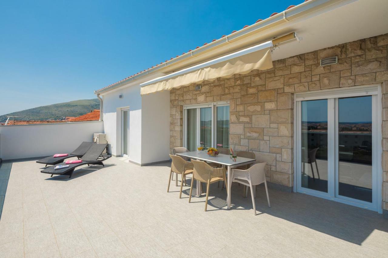 Apartments Apollo Trogir Eksteriør billede